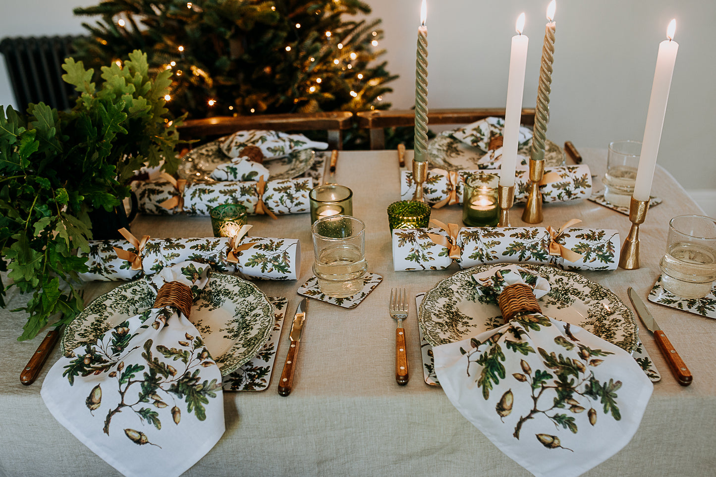 christmas crackers catering gold neutral