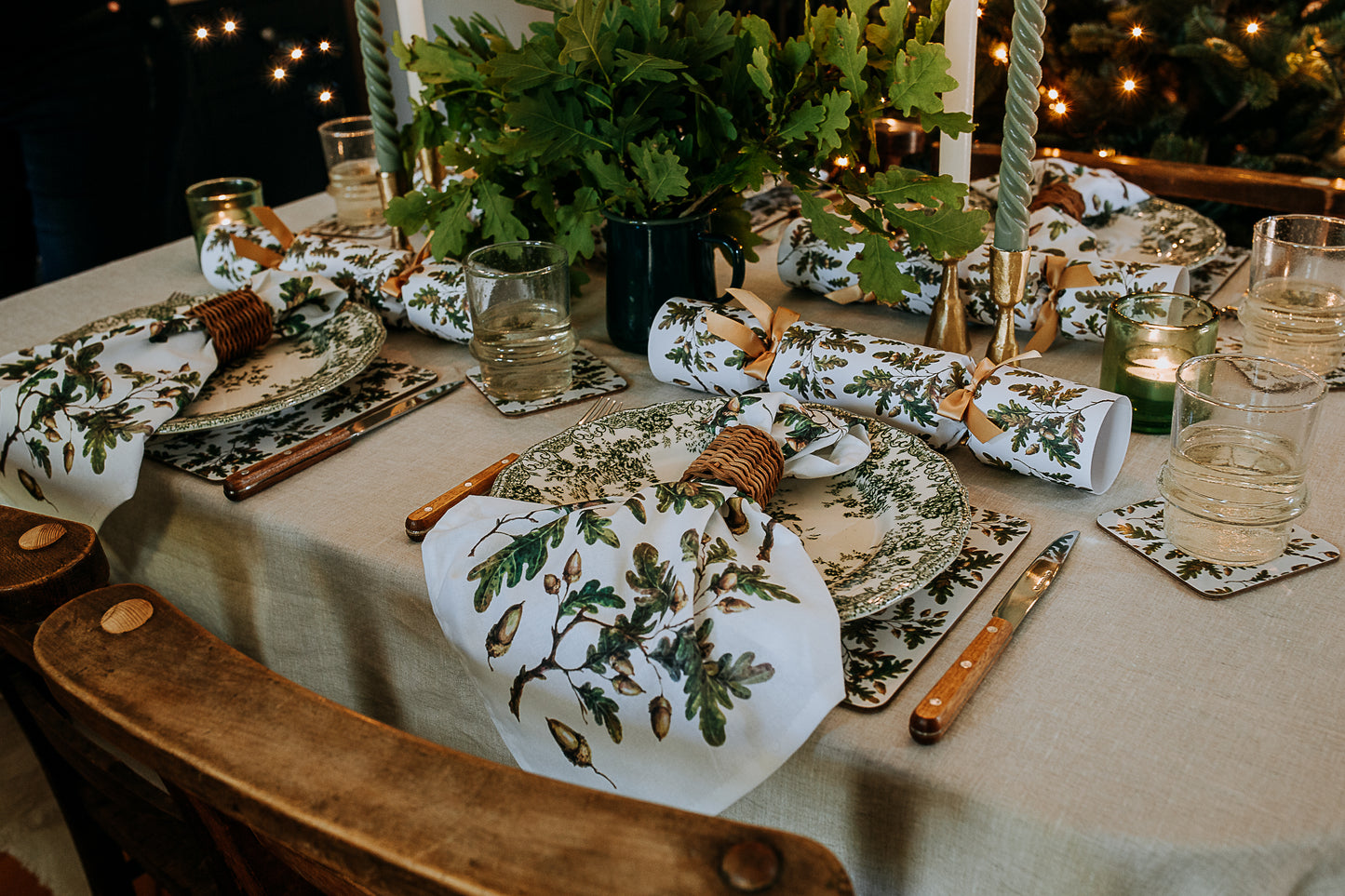 catering christmas crackers oak