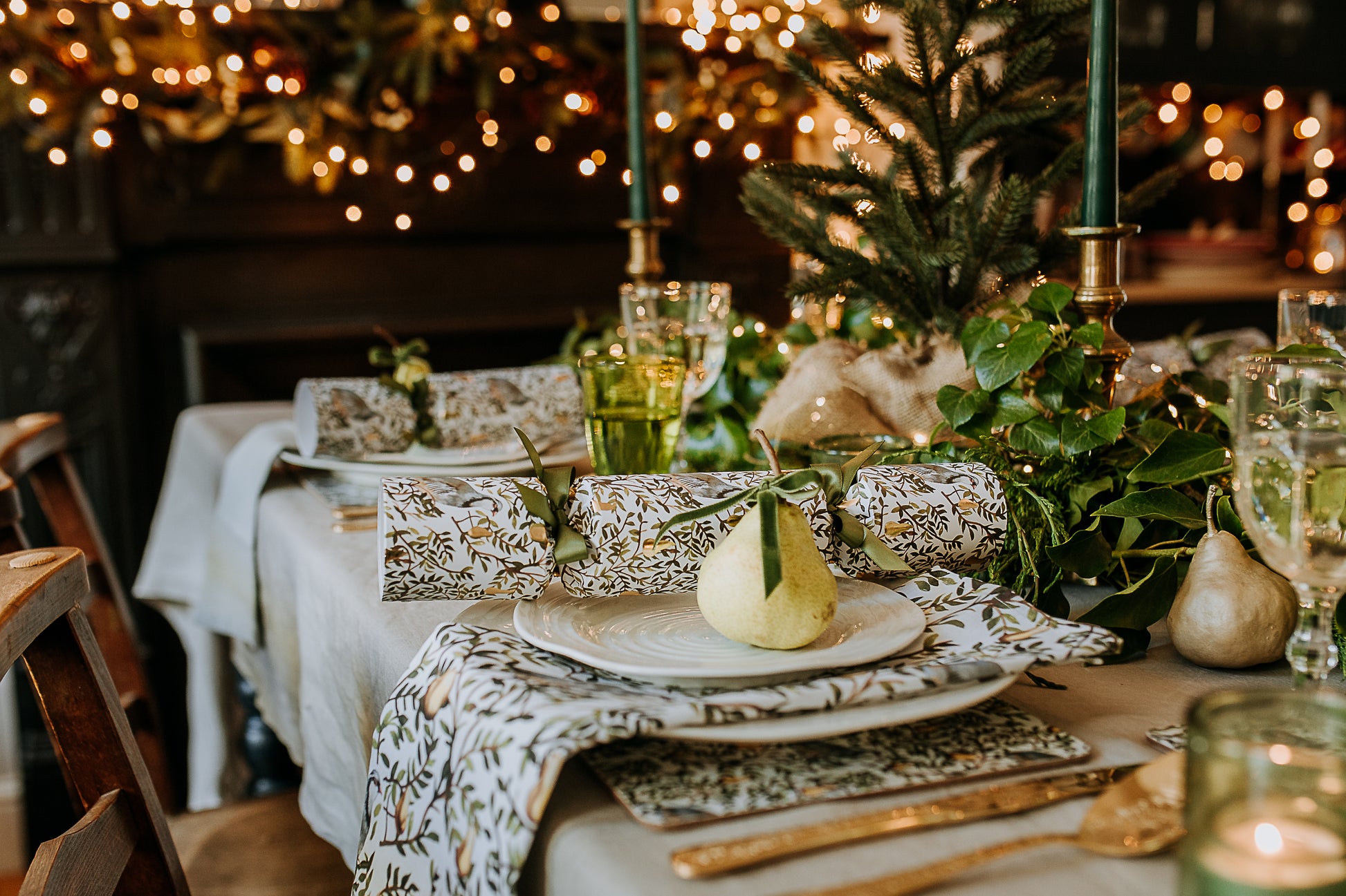 bulk catering christmas crackers partridge