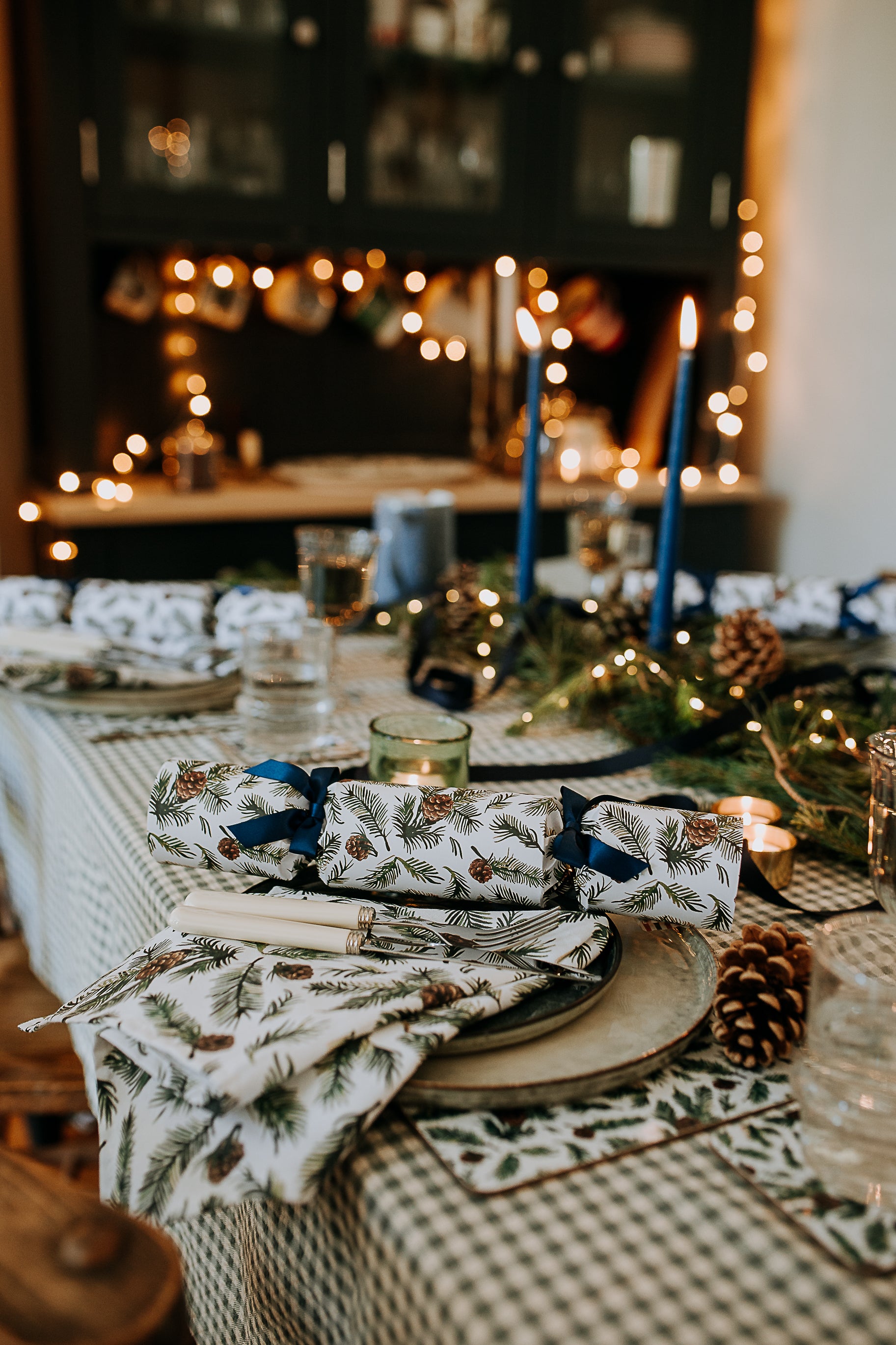 catering christmas crackers luxury 