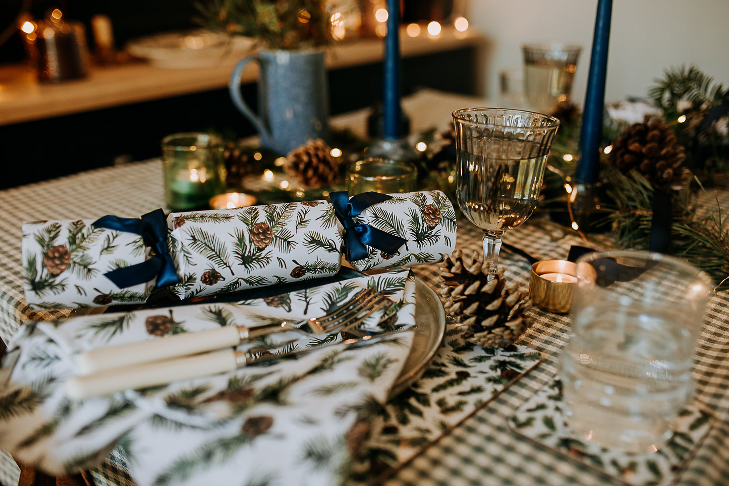 bulk trade christmas crackers catering 