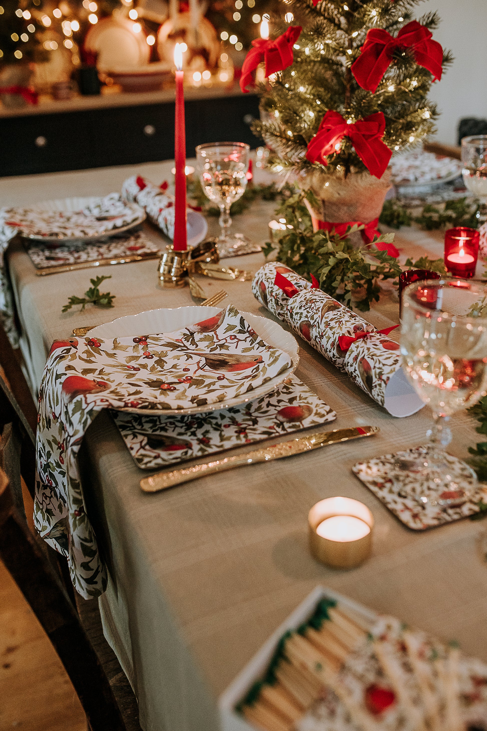 trade christmas crackers bulk 